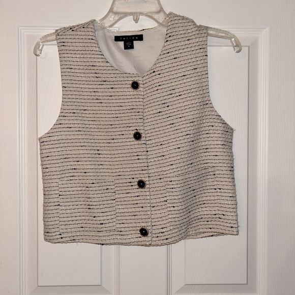 Tullea Textured Button-Up Vest - Cream and Black Small - Picture 1 of 3